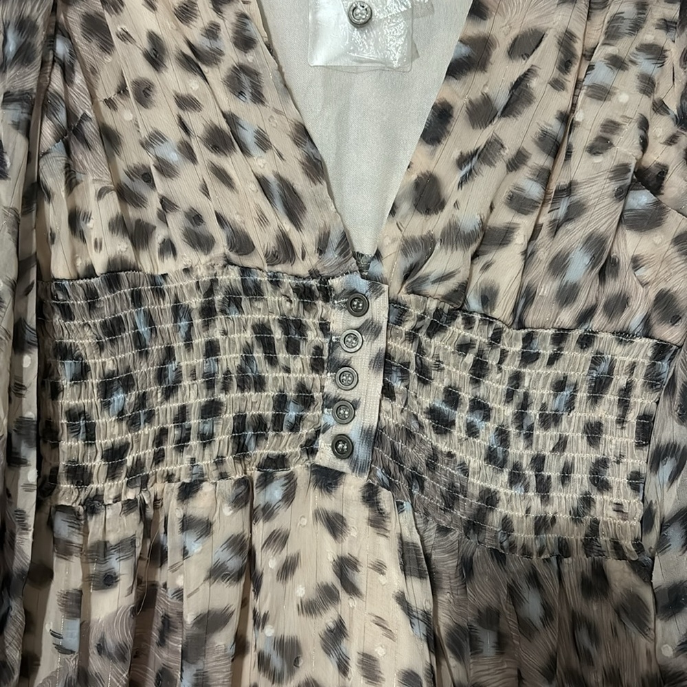 Women’s Fate cold shoulder animal print dress sz small - Picture 11 of 12